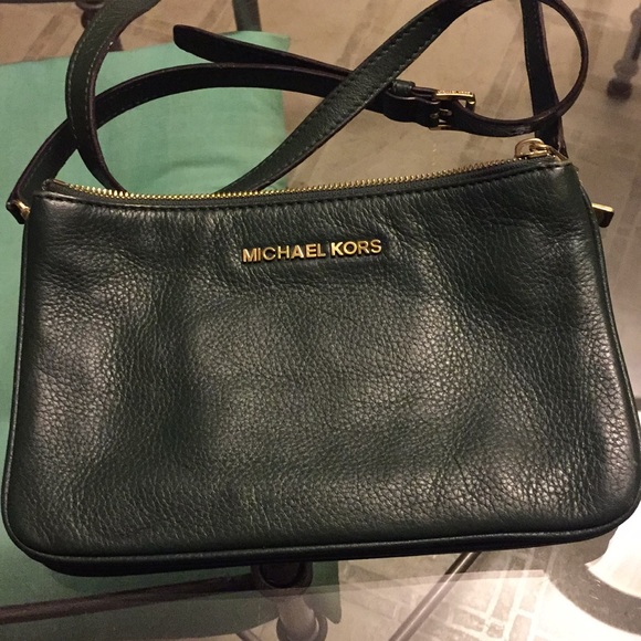 Michael Kors Handbags - Michael kors
